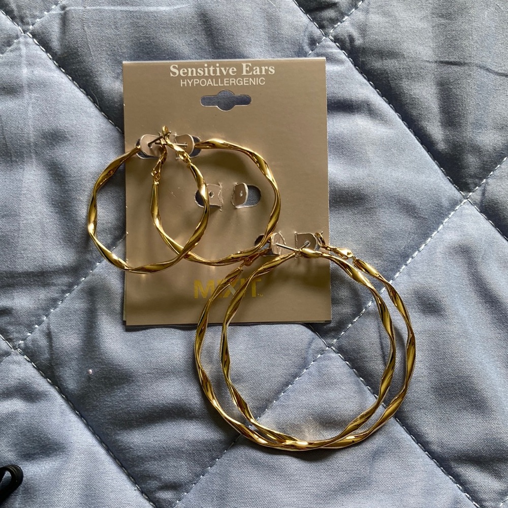 3/$18 Mixit Hypoallergenic 2 pair earring set